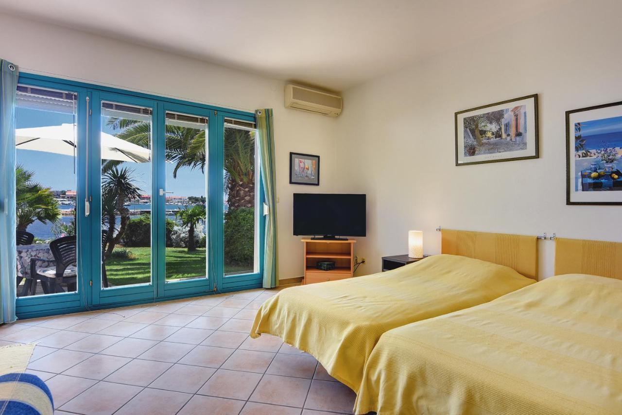 Apartments Villa Ana Медулин Екстериор снимка