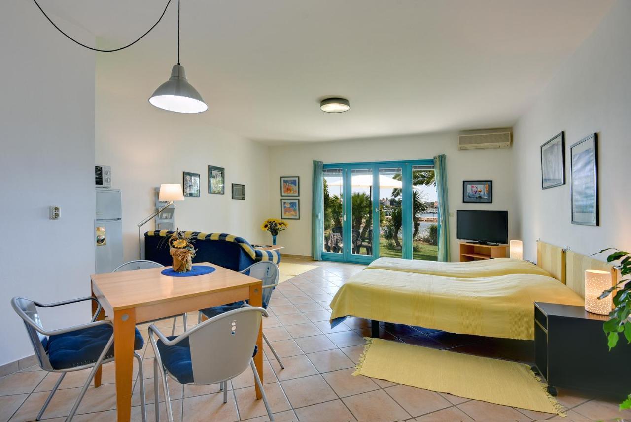Apartments Villa Ana Медулин Екстериор снимка