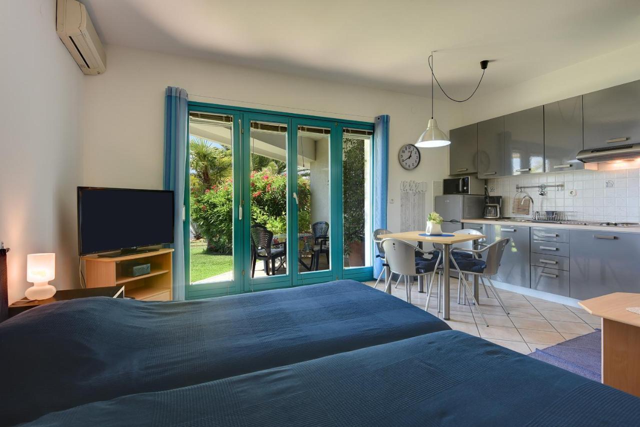 Apartments Villa Ana Медулин Екстериор снимка