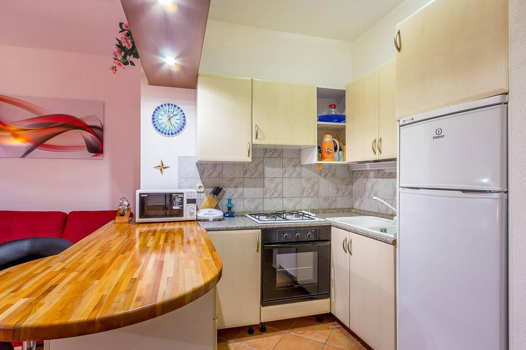 Apartments Villa Ana Медулин Екстериор снимка