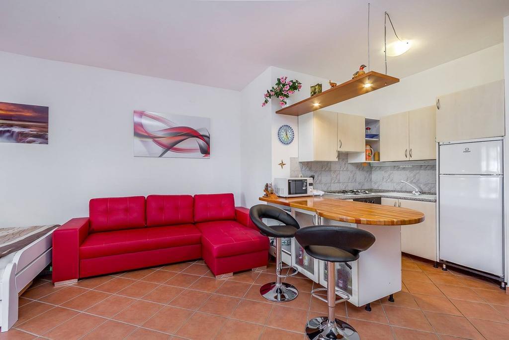 Apartments Villa Ana Медулин Екстериор снимка